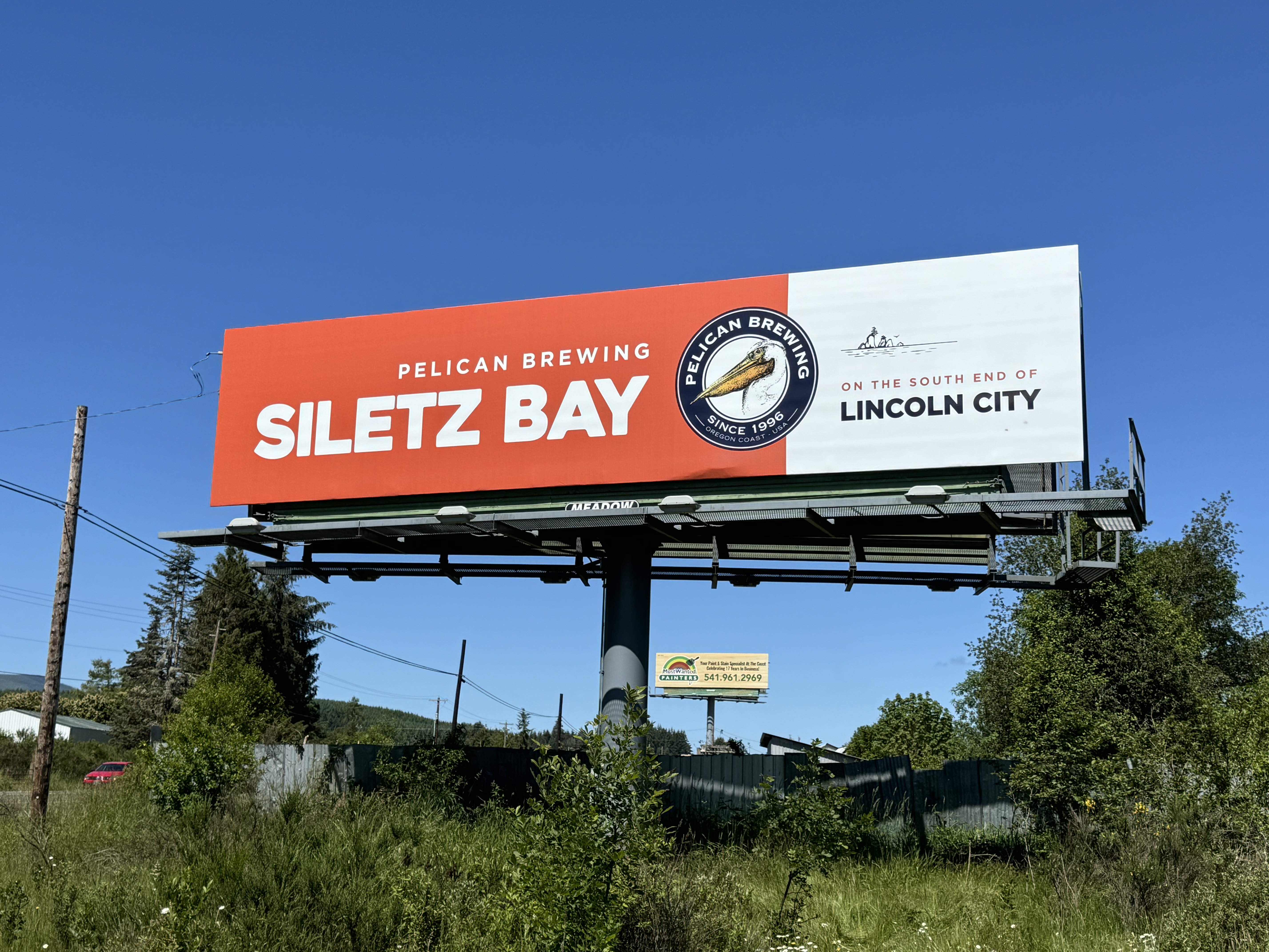 How to not let your Billboard Blend into its Surroundings